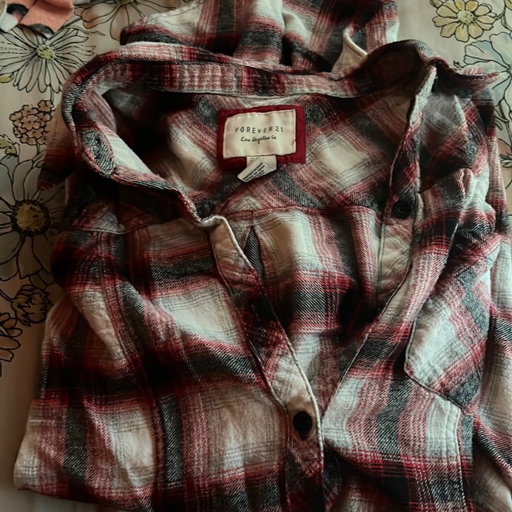 Forever 21 Red and Black Plaid flannel (thin) Medium